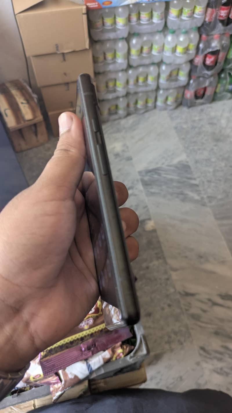 Google Pixel 6a 5