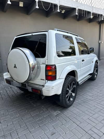 Mitsubishi Pajero 1994