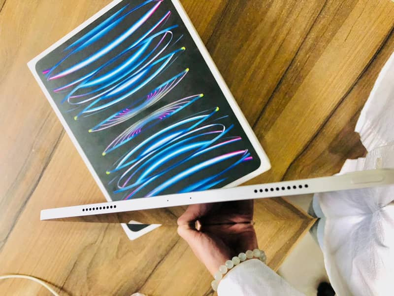 iPad pro M2 1