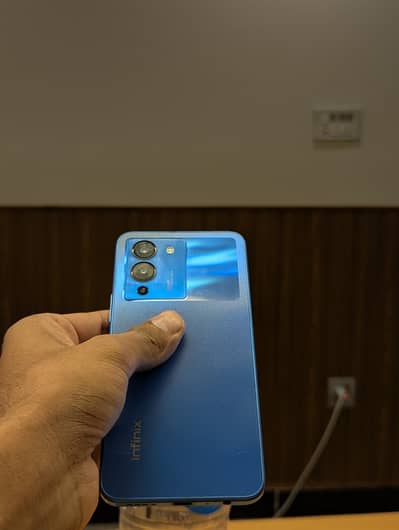 Infinix Note 12