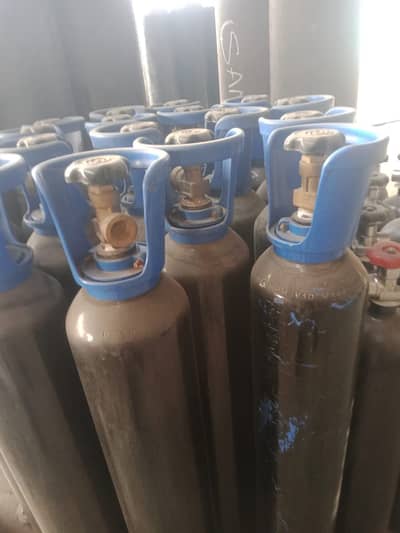 Medical Oxygen Cylinder for sale with mask and regulator, all sizes