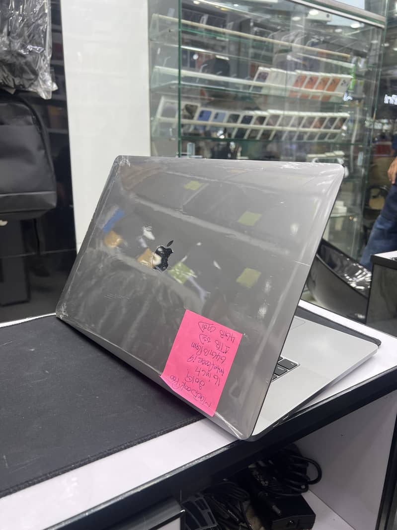 MacBook Pro 2019 1