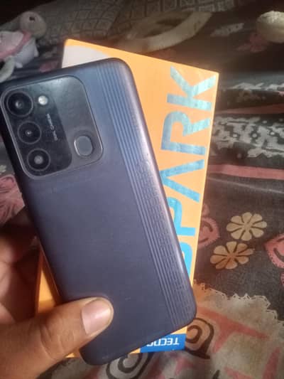 Tecno Spark 8C