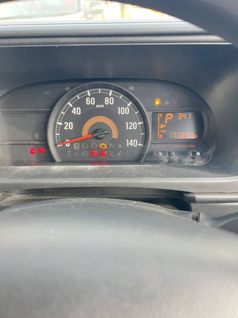 Hijet 9