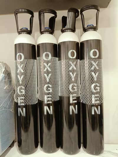 MEDICAL OXYGEN GAS CYLINDER FOR SALE , PORTABLE FOR HOME & PATIENT USE