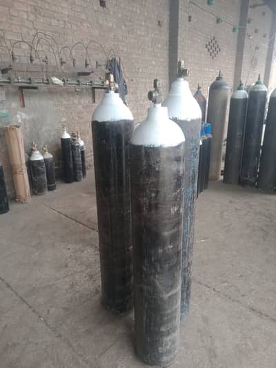 MEDICAL OXYGEN GAS CYLINDER FOR SALE - PORTABLE FOR HOME & PATIENT USE