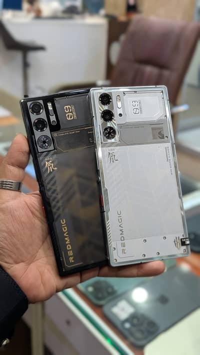 ZTE Nubia Redmagic 9 Pro 12/256GB Physical Dual SIM 4 Months SIm Time