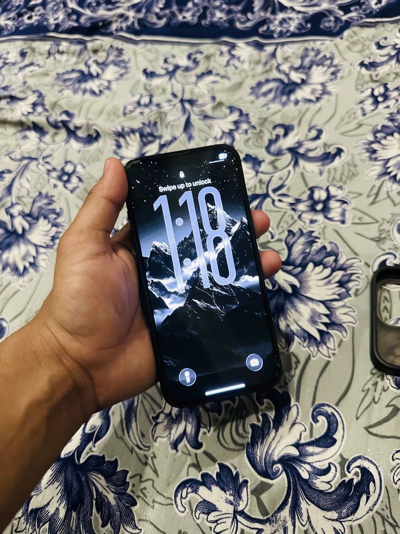 Apple iPhone 14 5
