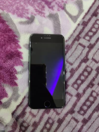 Apple iPhone SE 2020 64 gb locked to owner