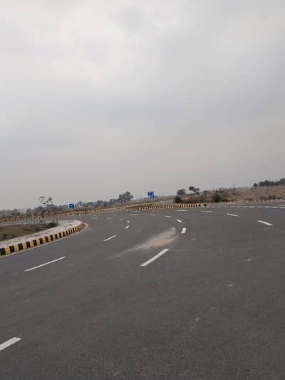 10 Marla Plot For Sale In Block L Possession Plot