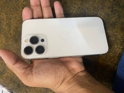 Apple iPhone 13 Pro