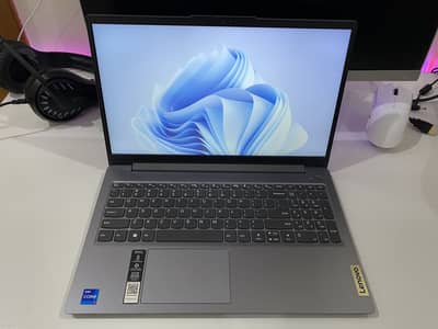 Lenovo IdeaPad Slim 3 | i7-13620H | 16GB DDR5 | 512GB SSD