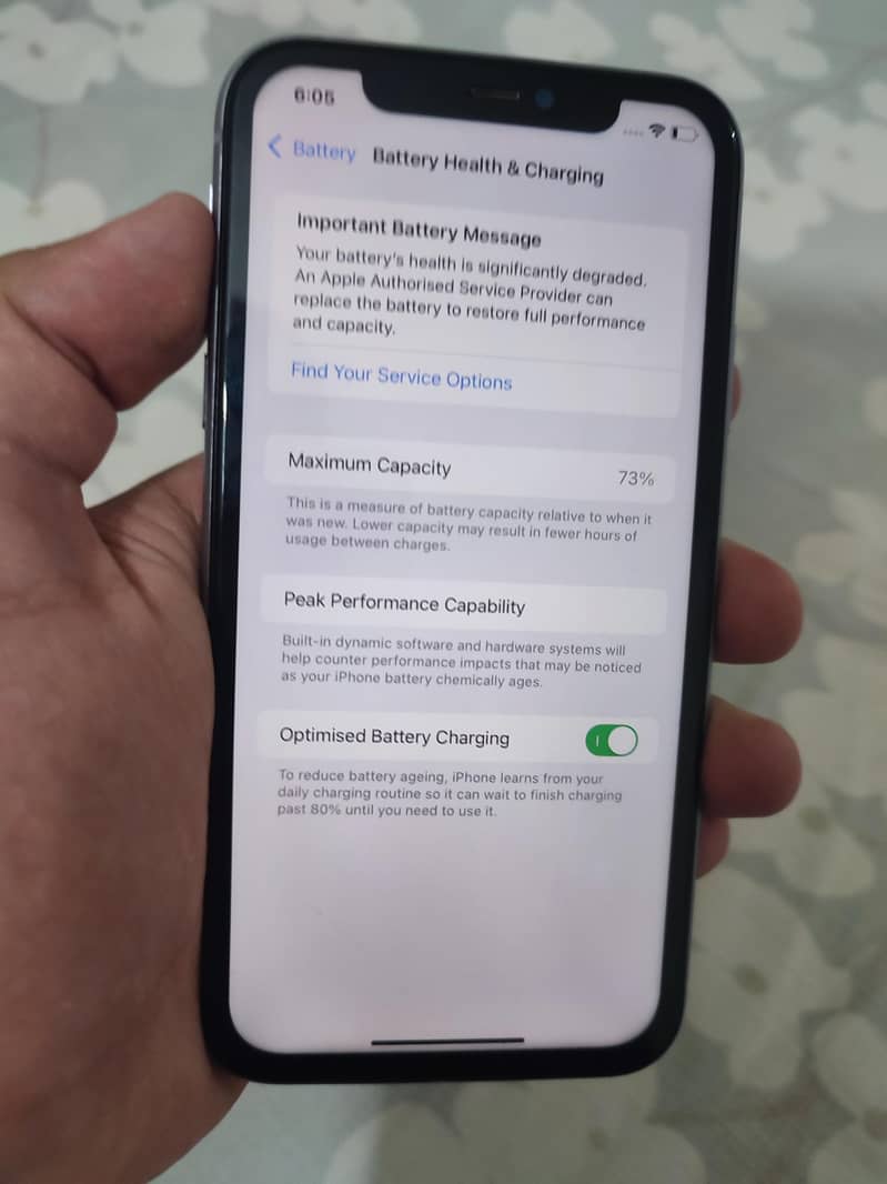 Apple iPhone 11 4