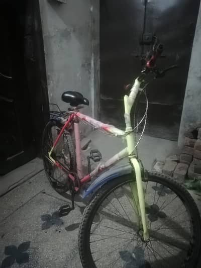 yellow and orange colour cycle new condition