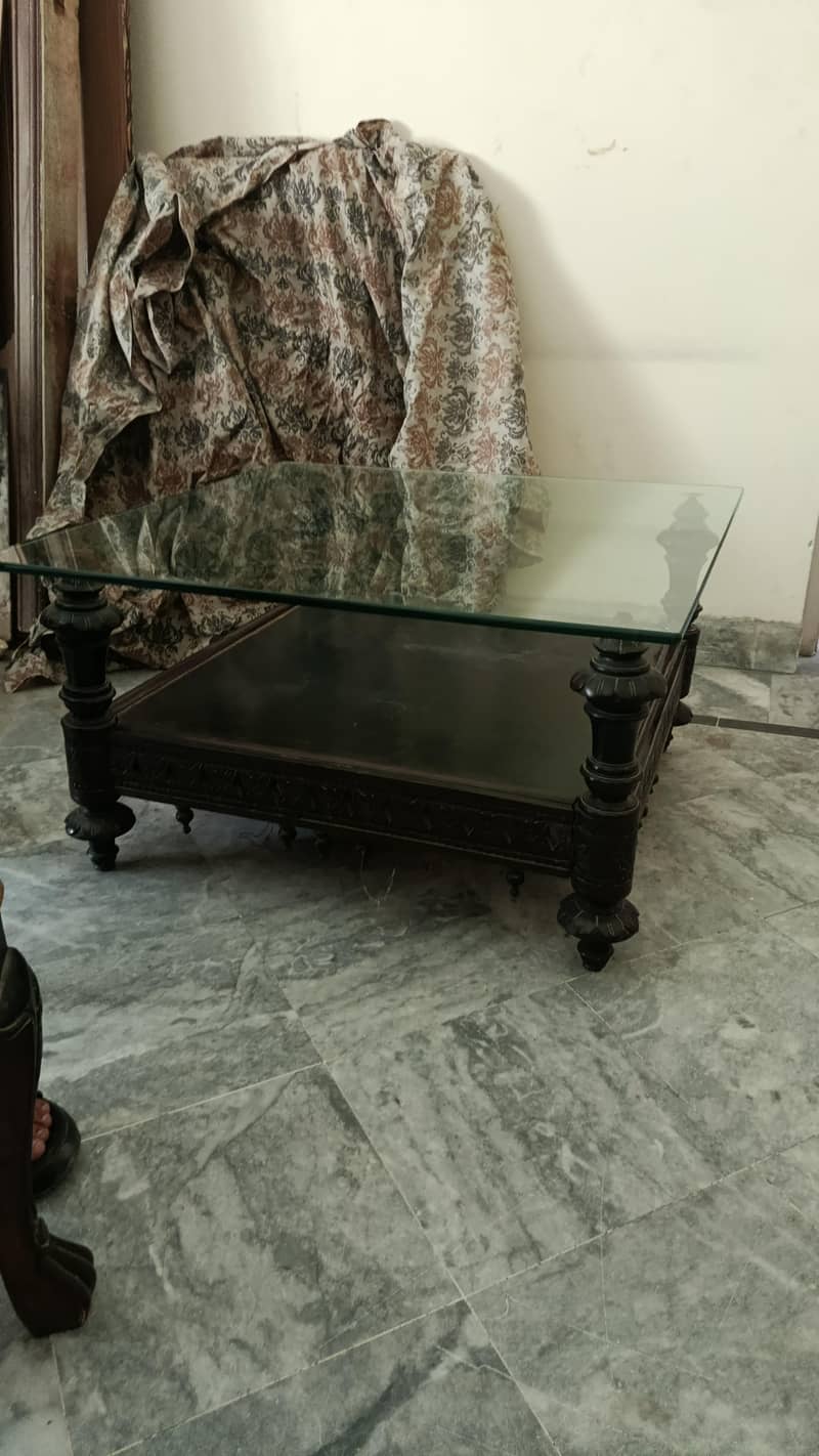 center table 0