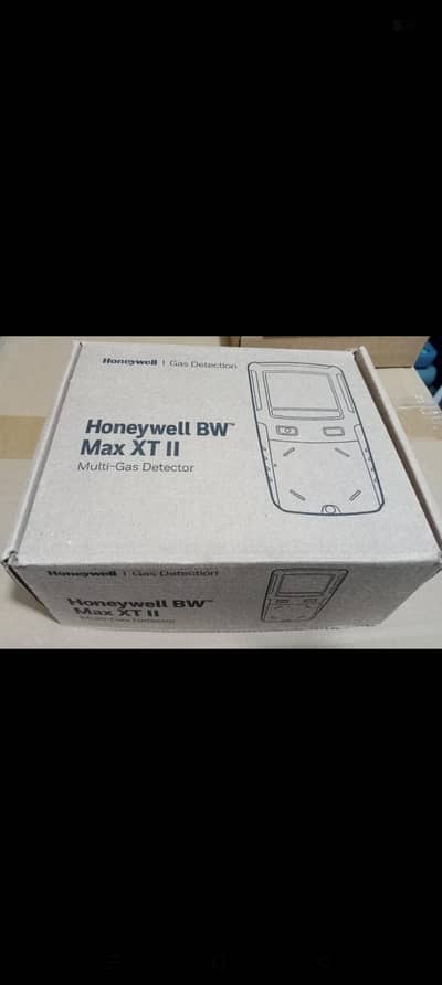 Honeywell BW Max XT ll   Multi-Gas Detector