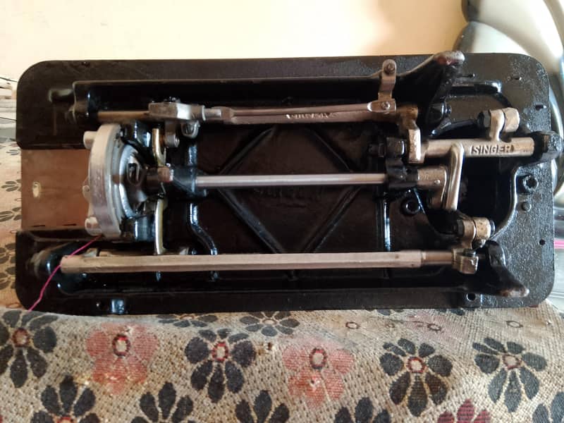 sewing machine SINGER 7