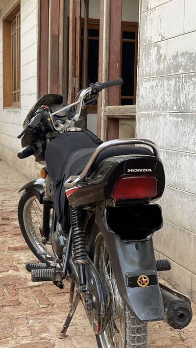 Honda pridor 100 cc