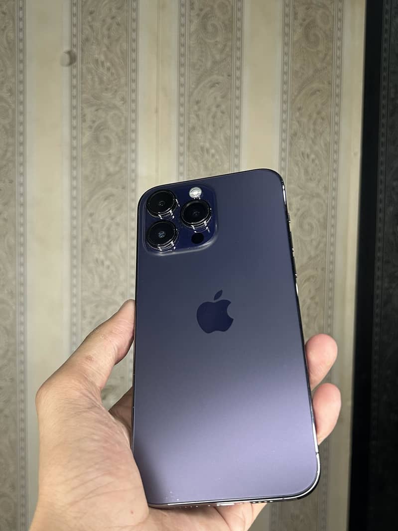 Iphone 14 pro max 4