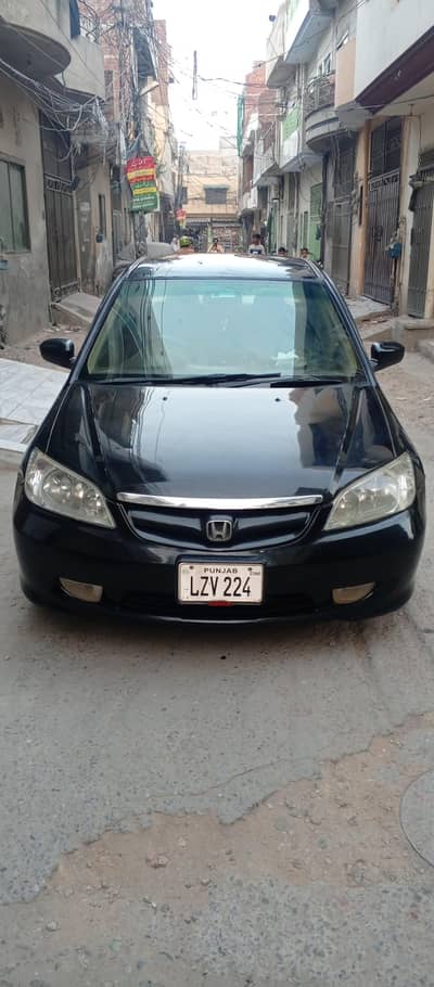 Honda Civic 2005 Model Faimly use Car Own my Name Genuan body ND paint