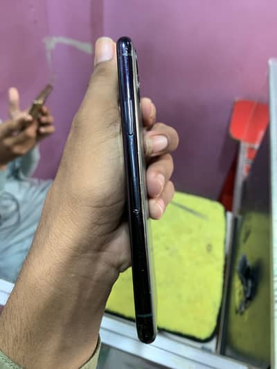 Apple iPhone 11 Pro