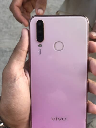 Vivo y17