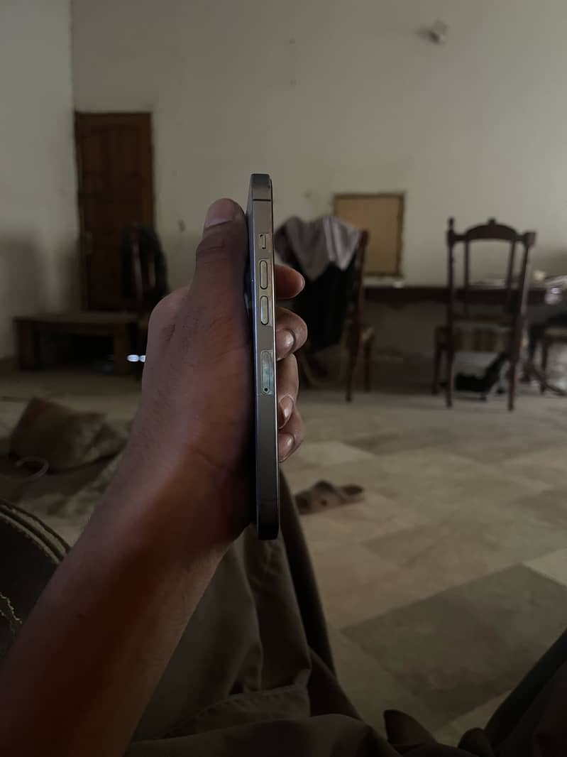 IPhone 13 Pro 5