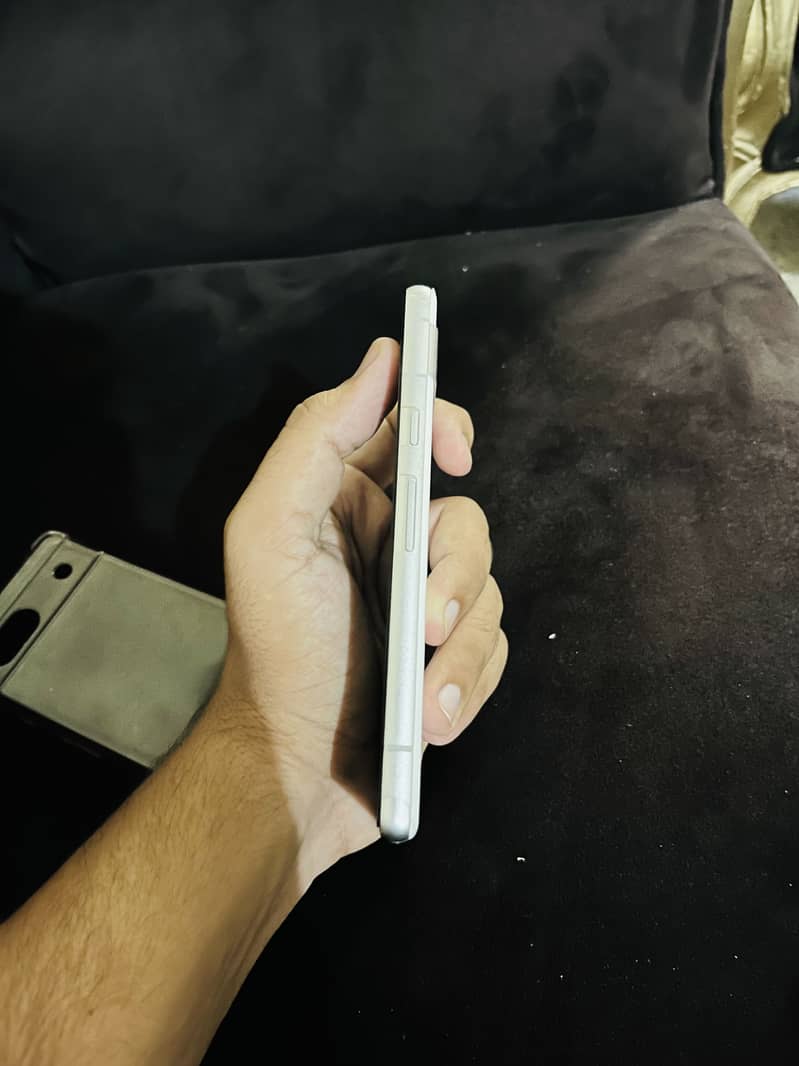 Google Pixel 7a 0