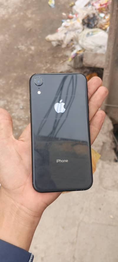 Apple iPhone XR