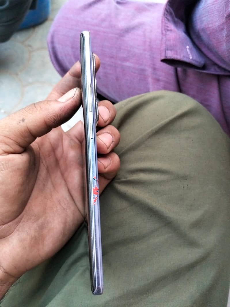 Mobile 1