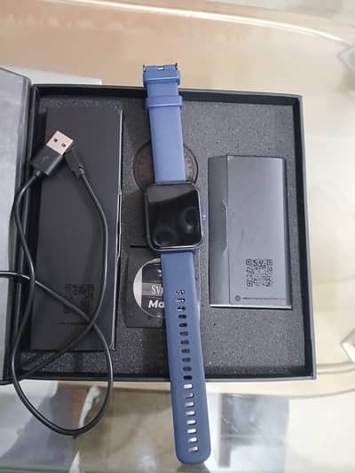 Sveston Maxfit Smartwatch — 10/10 condition(Original box and cable)