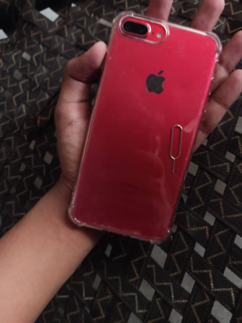 Apple iPhone 7 Plus 1