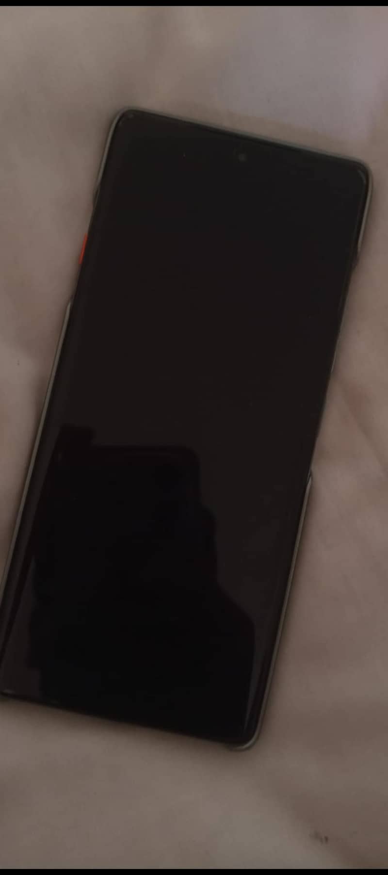 Tecno CAMON 40 Pro 1