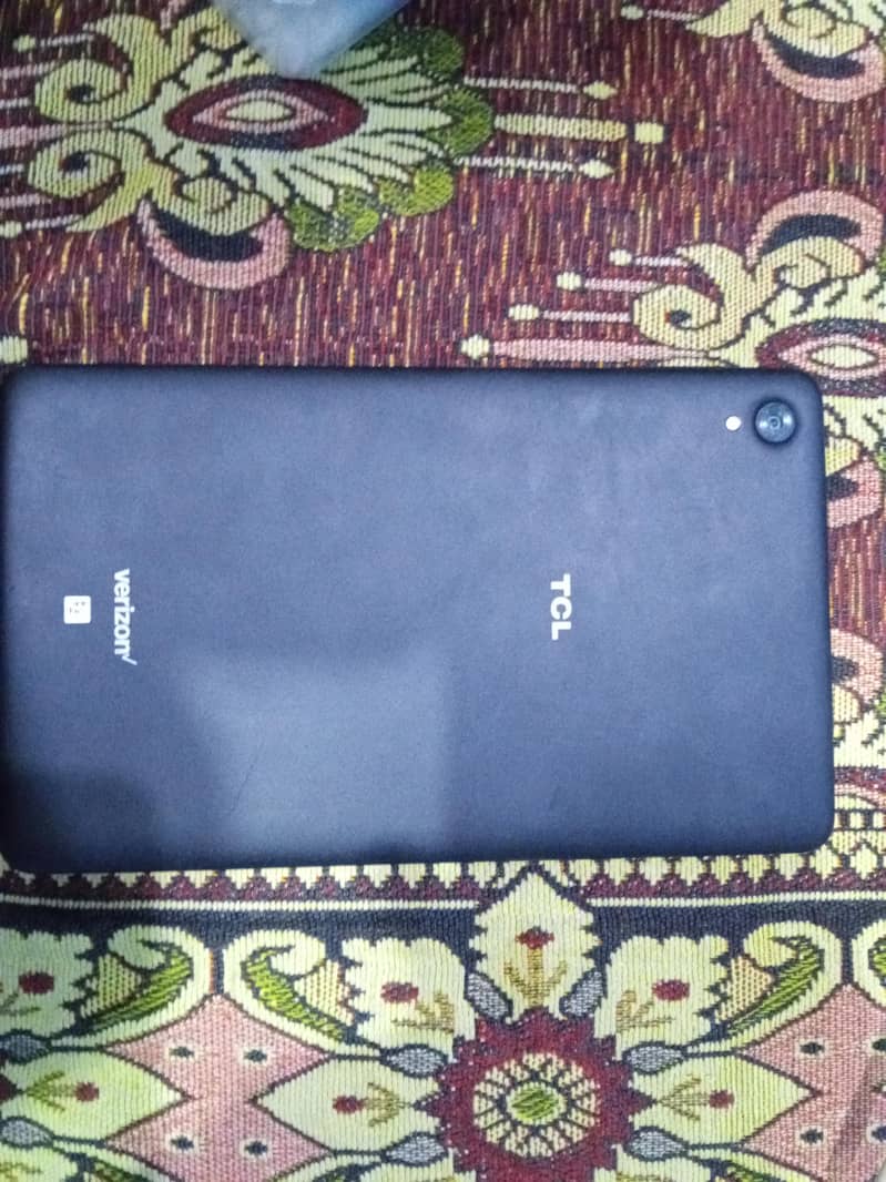 TCL tablet 1