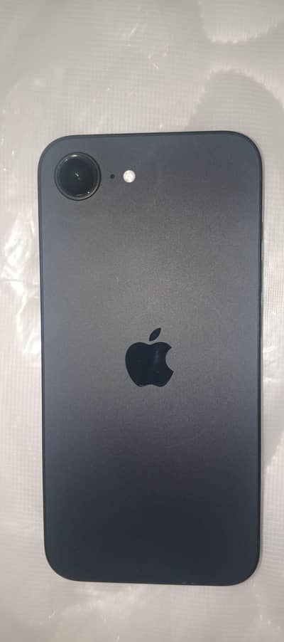 Apple iPhone 16e