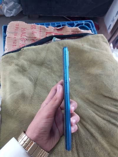 Infinix Hot 11