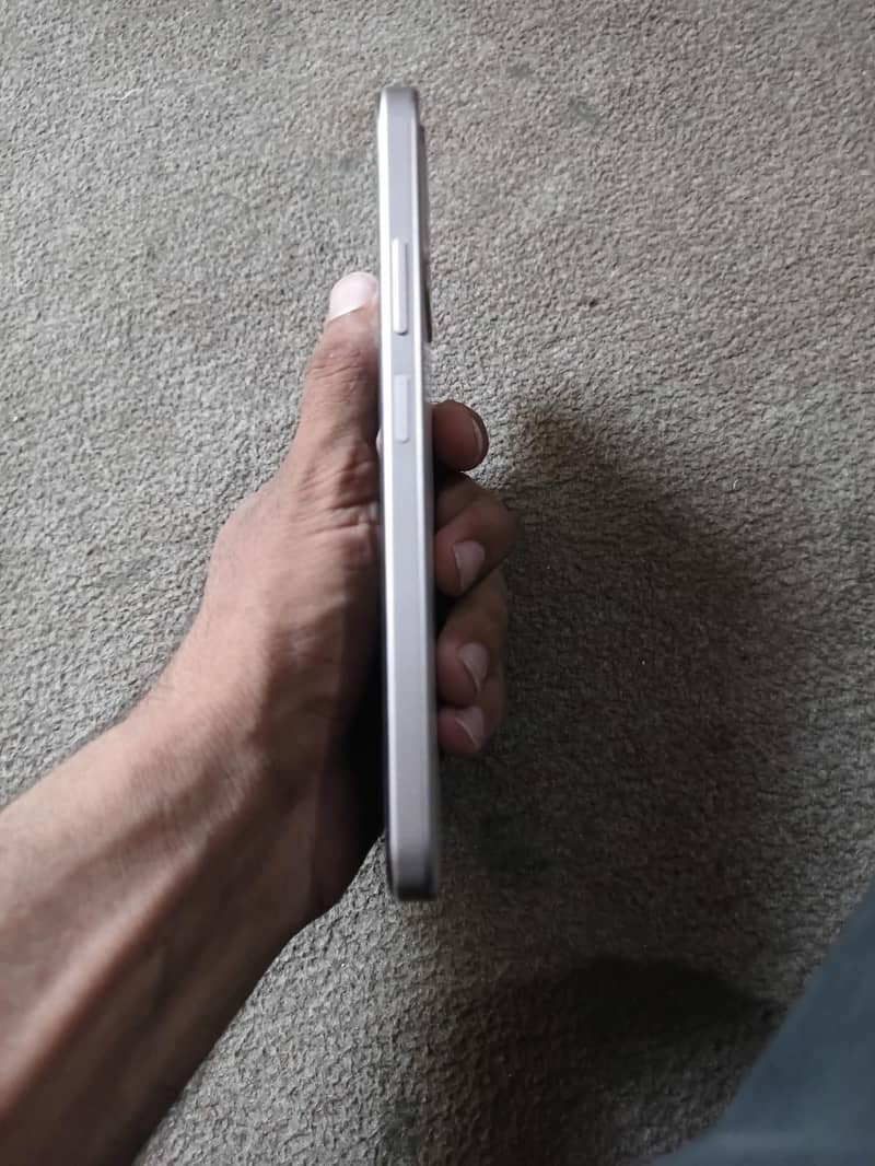 OPPO A6 2