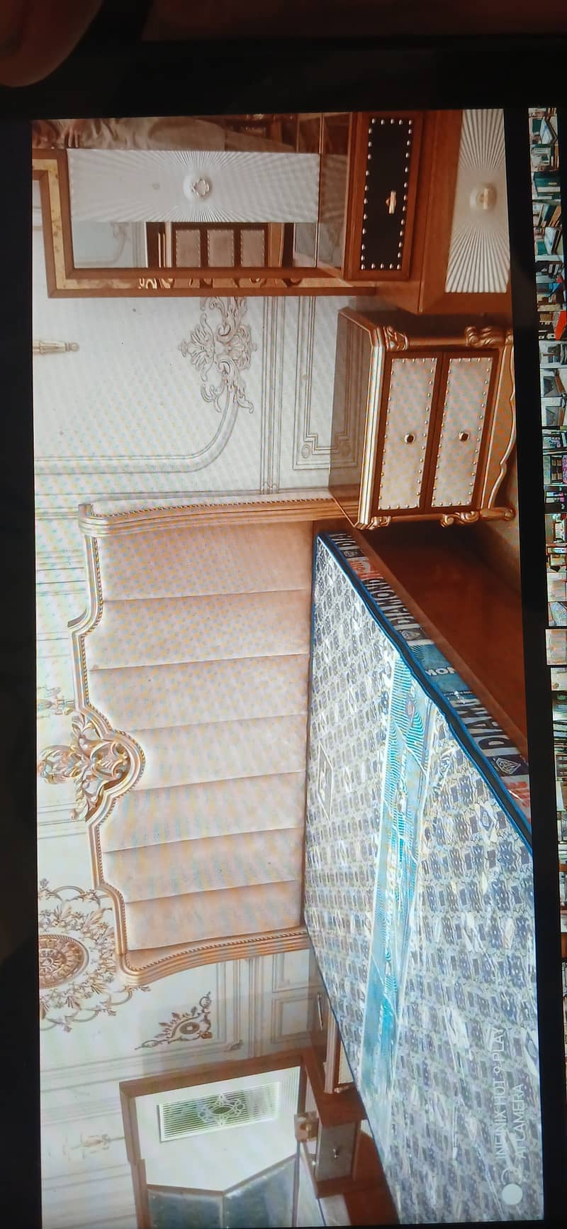 King size bed 1