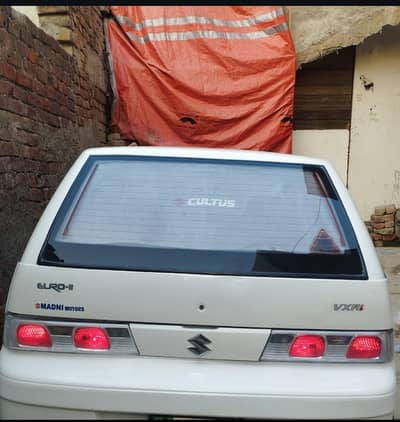 Suzuki cultus vxri 2015 total genuine only two pcs tuchup all ok