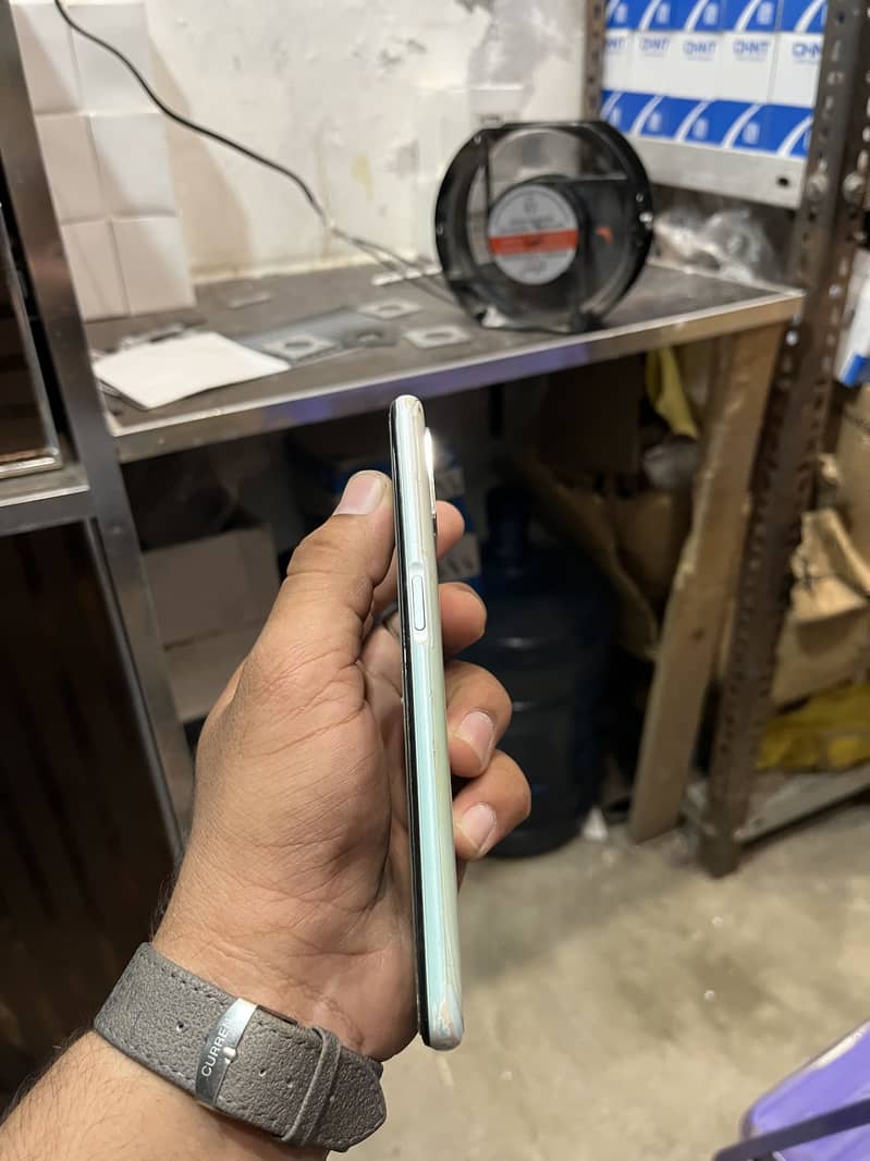 OPPO A52 0