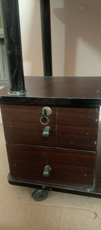 Compact Computer Desk