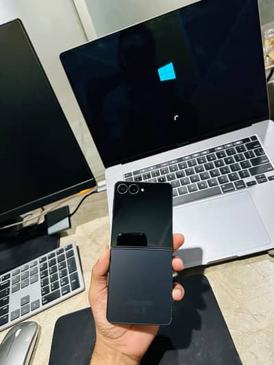 Samsung Mobile Z Flip 7