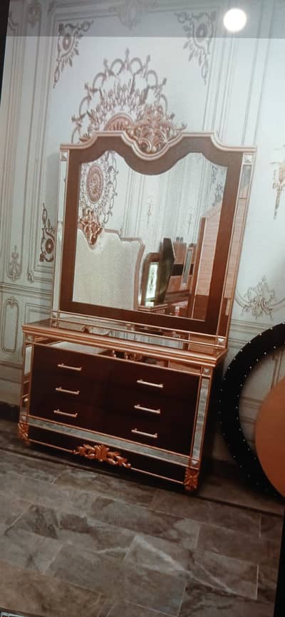 Dressing table for sale