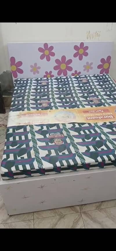 BARBIE QUEEN SIZE BED
