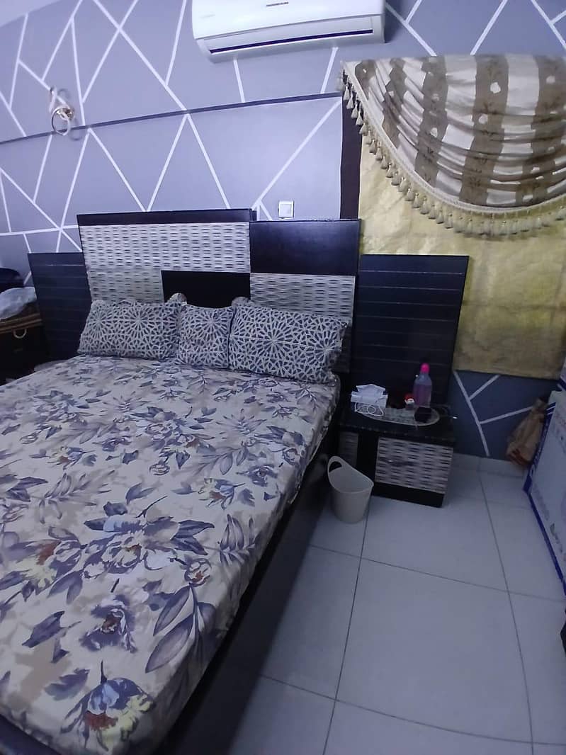 used bed set 0