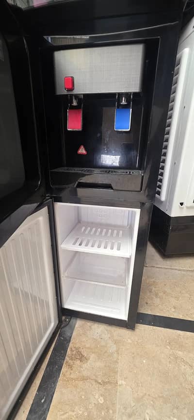 Water Dispenser