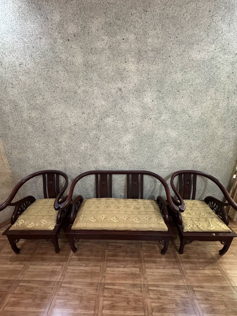 4 Seater Sofa 1