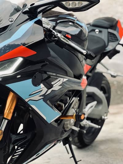 BMW S1000Rr sports Bike