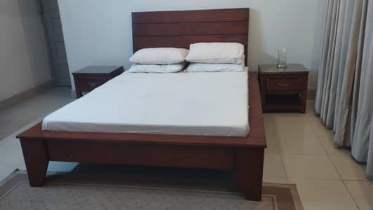 Japanese style wooden bed set