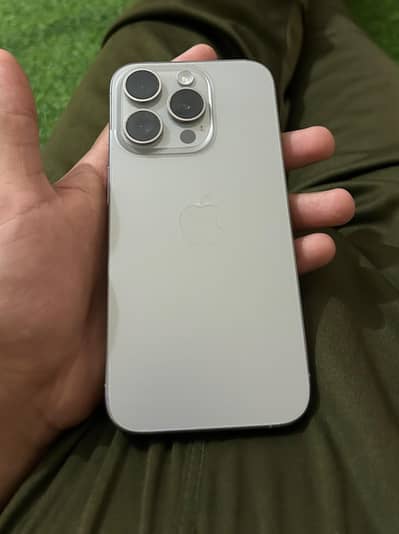 Apple iPhone 15 Pro